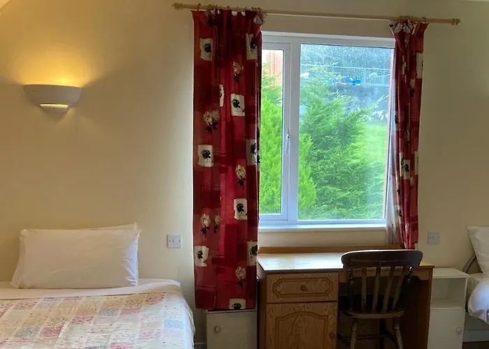 House - Self Catering * Гленколемкилл