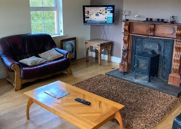 House - Self Catering Glencolumbkille